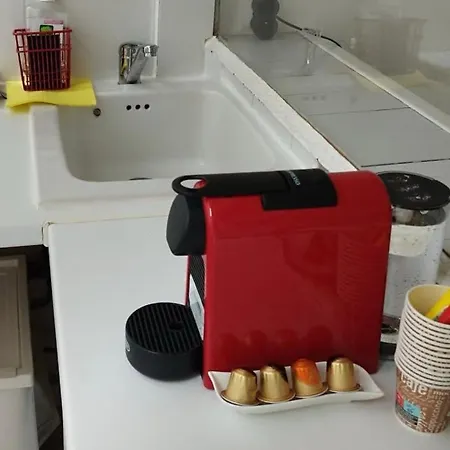 Elegant Et Parking Dans Batiment Historique 圣特罗佩