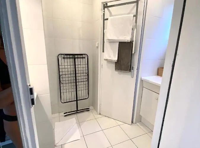 Apartment Elegant Et Parking Dans Batiment Historique Saint-Tropez