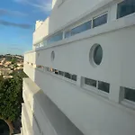 Apartamento Elegant Et Parking Dans Batiment Historique