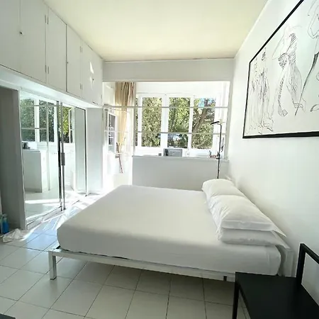 Apartament Elegant Et Parking Dans Batiment Historique