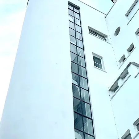 élégant Dans Batiment Historique