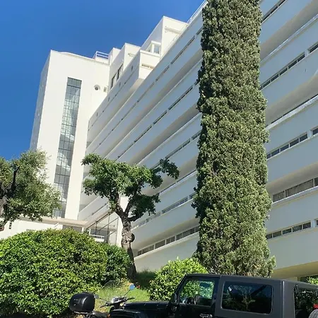 Apartament Elegant Et Parking Dans Batiment Historique *