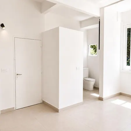 Elegant Et Parking Dans Batiment Historique 아파트 쎙뜨호뻬