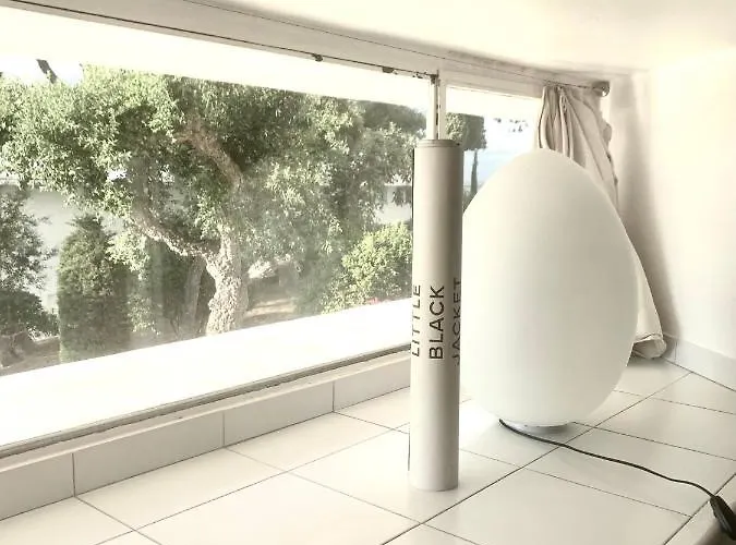 Elegant Et Parking Dans Batiment Historique Apartment Saint-Tropez